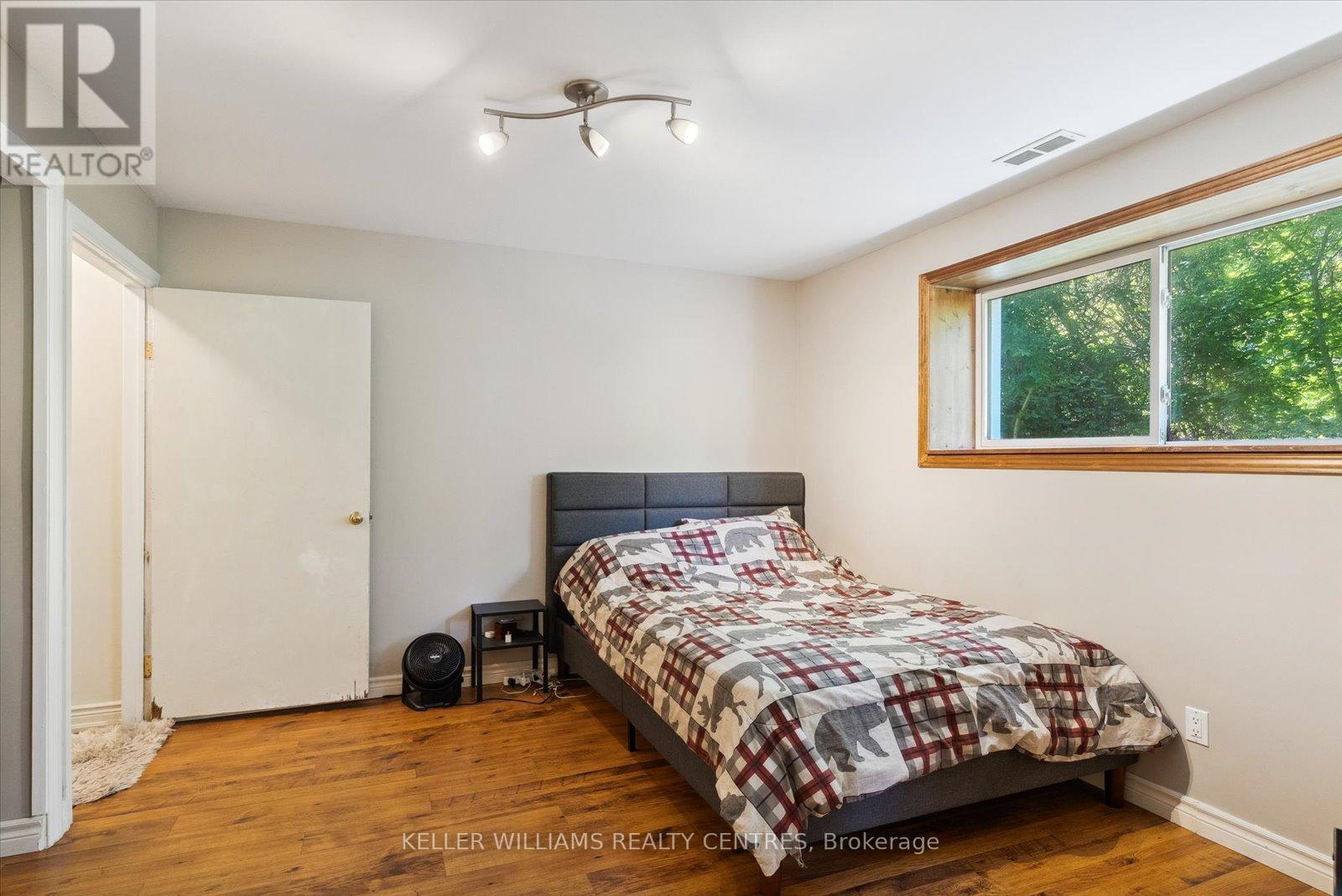 Photo 3 of 623 Varney Road, Georgina ON