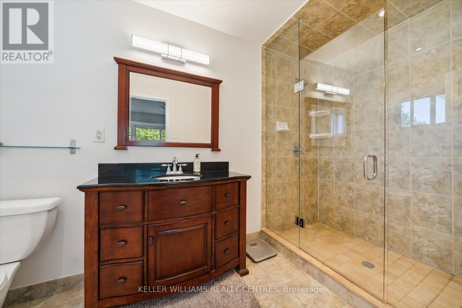 Photo 5 of 623 Varney Road, Georgina ON
