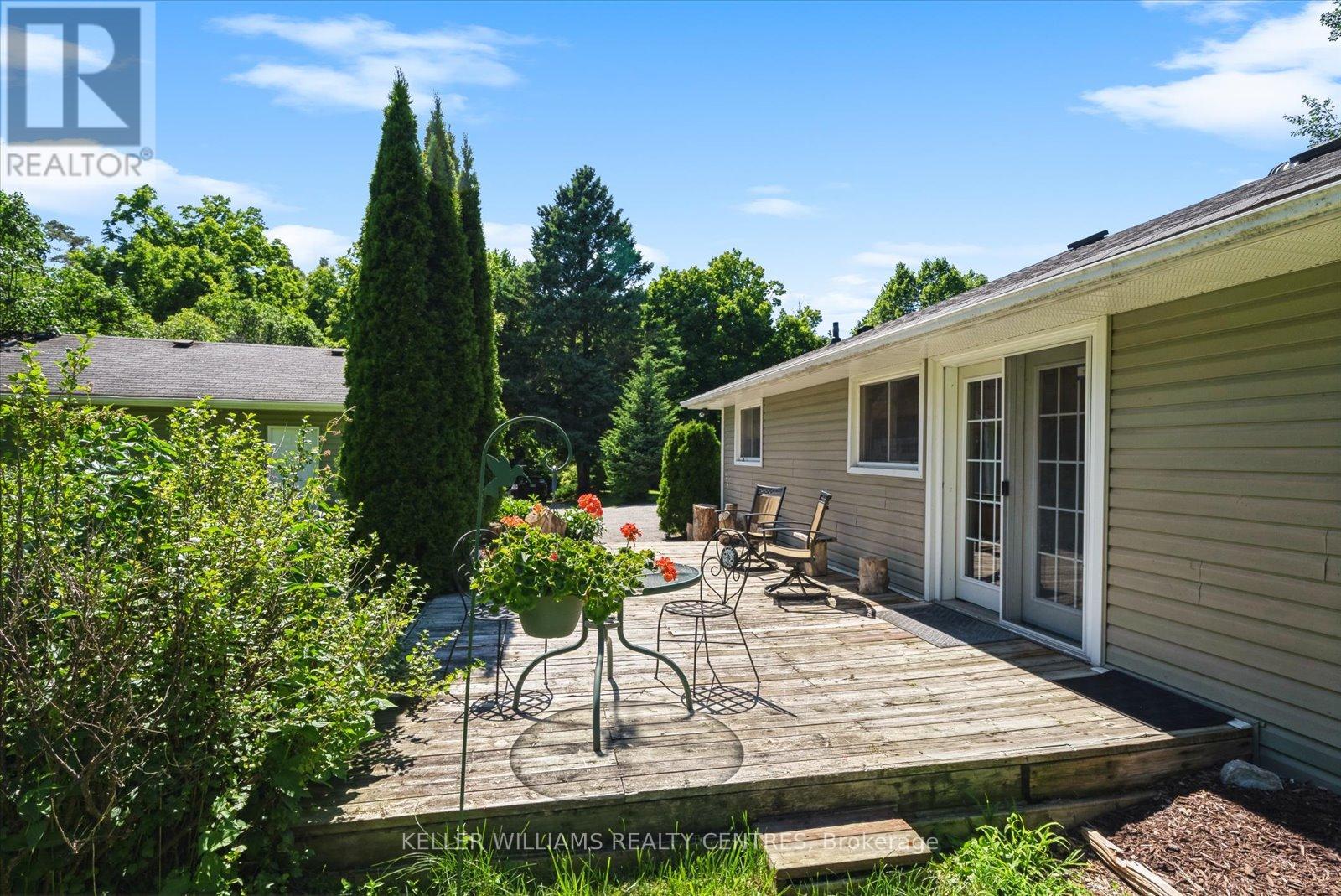 Photo 25 of 623 Varney Road, Georgina ON