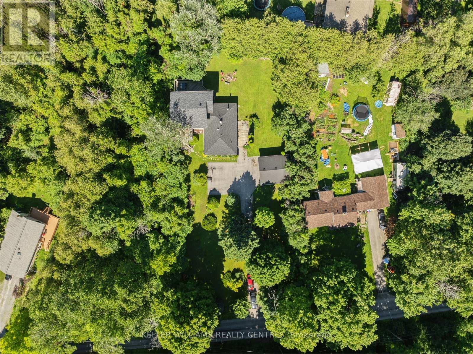 Photo 7 of 623 Varney Road, Georgina ON