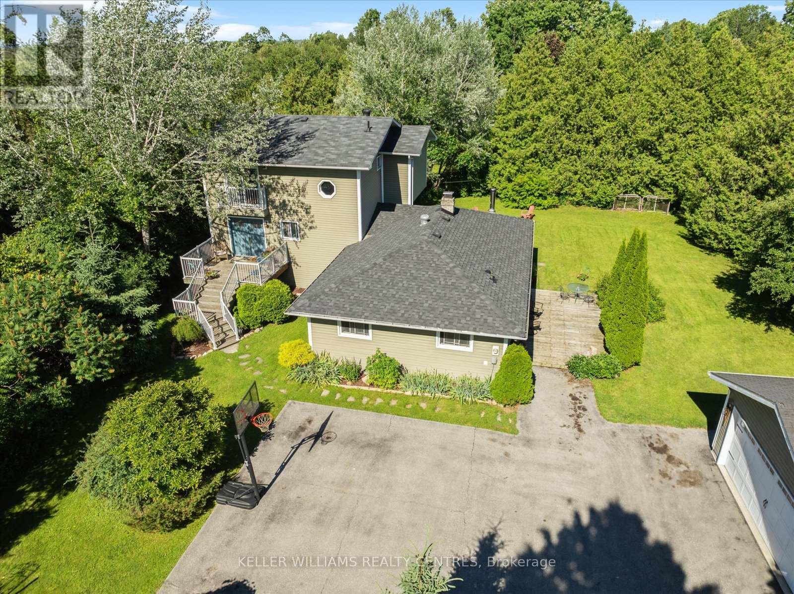 Photo 4 of 623 Varney Road, Georgina ON