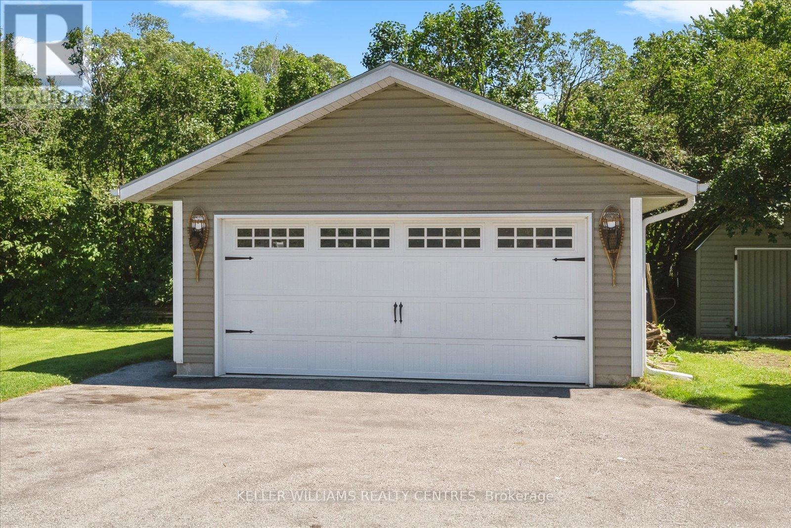 Photo 27 of 623 Varney Road, Georgina ON