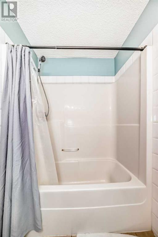 Single Family House for Sale in  Millview Green SW Millrise Calgary 