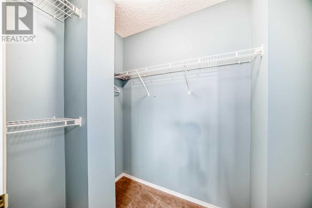 Single Family House for Sale in  Millview Green SW Millrise Calgary 