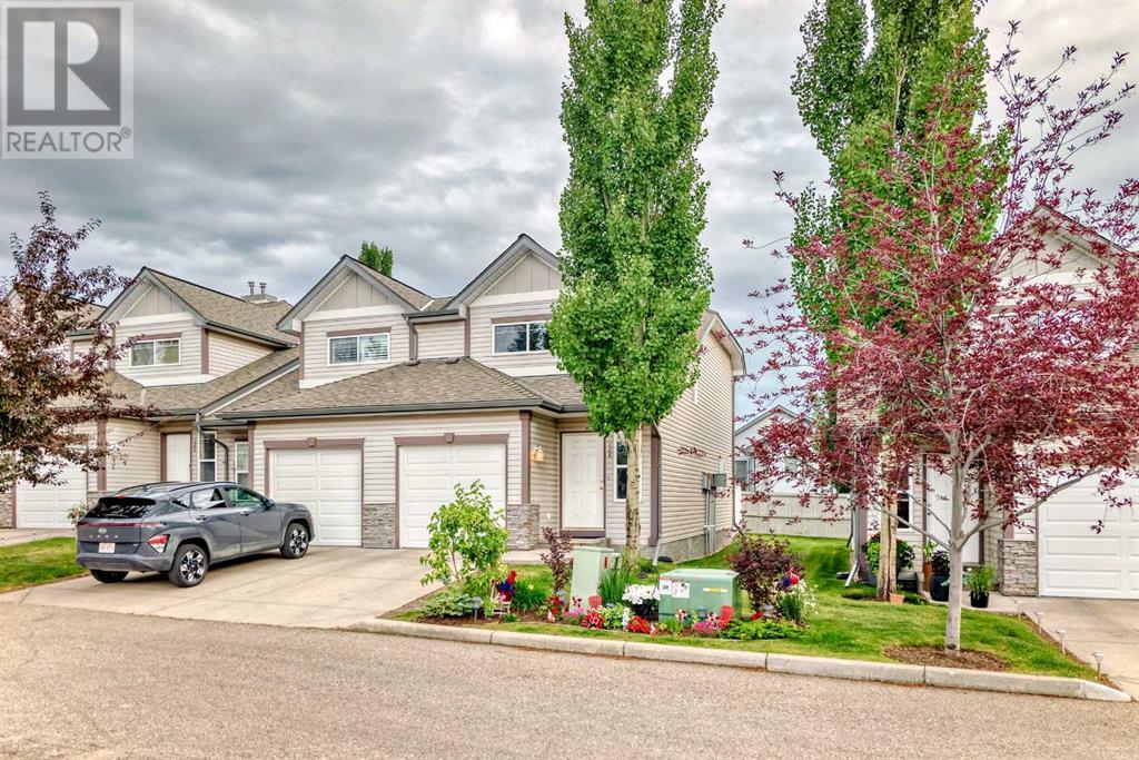 Single Family House for Sale in  Millview Green SW Millrise Calgary 