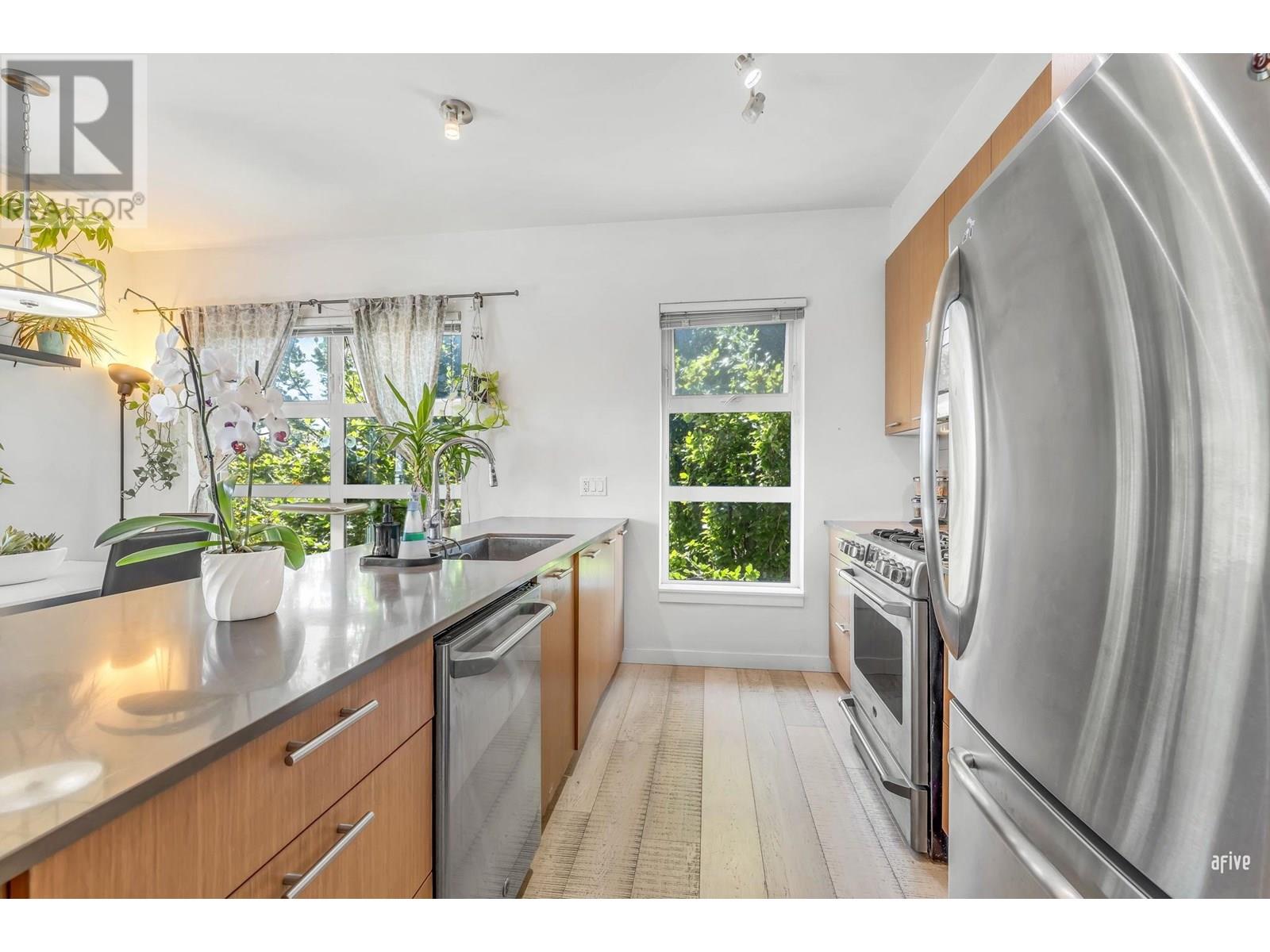 Photo 20 of 206 215 Brookes Street, New Westminster BC