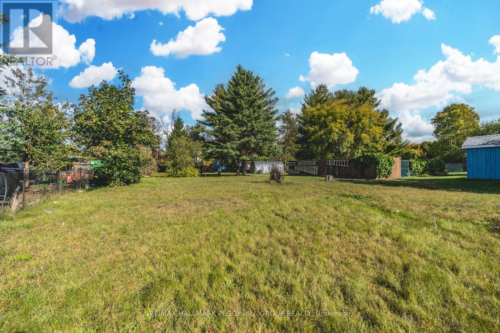 Photo 4 of 221 Phillips Street, Barrie ON