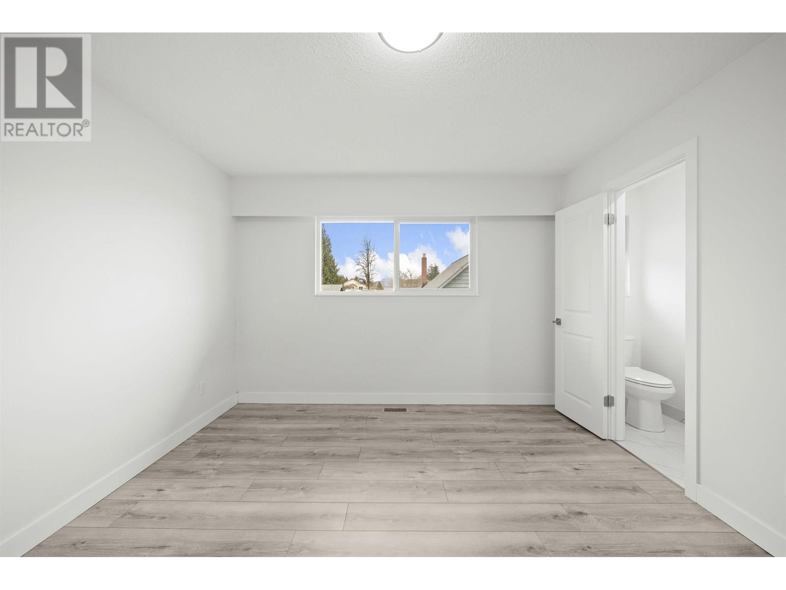 Photo 14 of 23095 117 Avenue, Maple Ridge BC