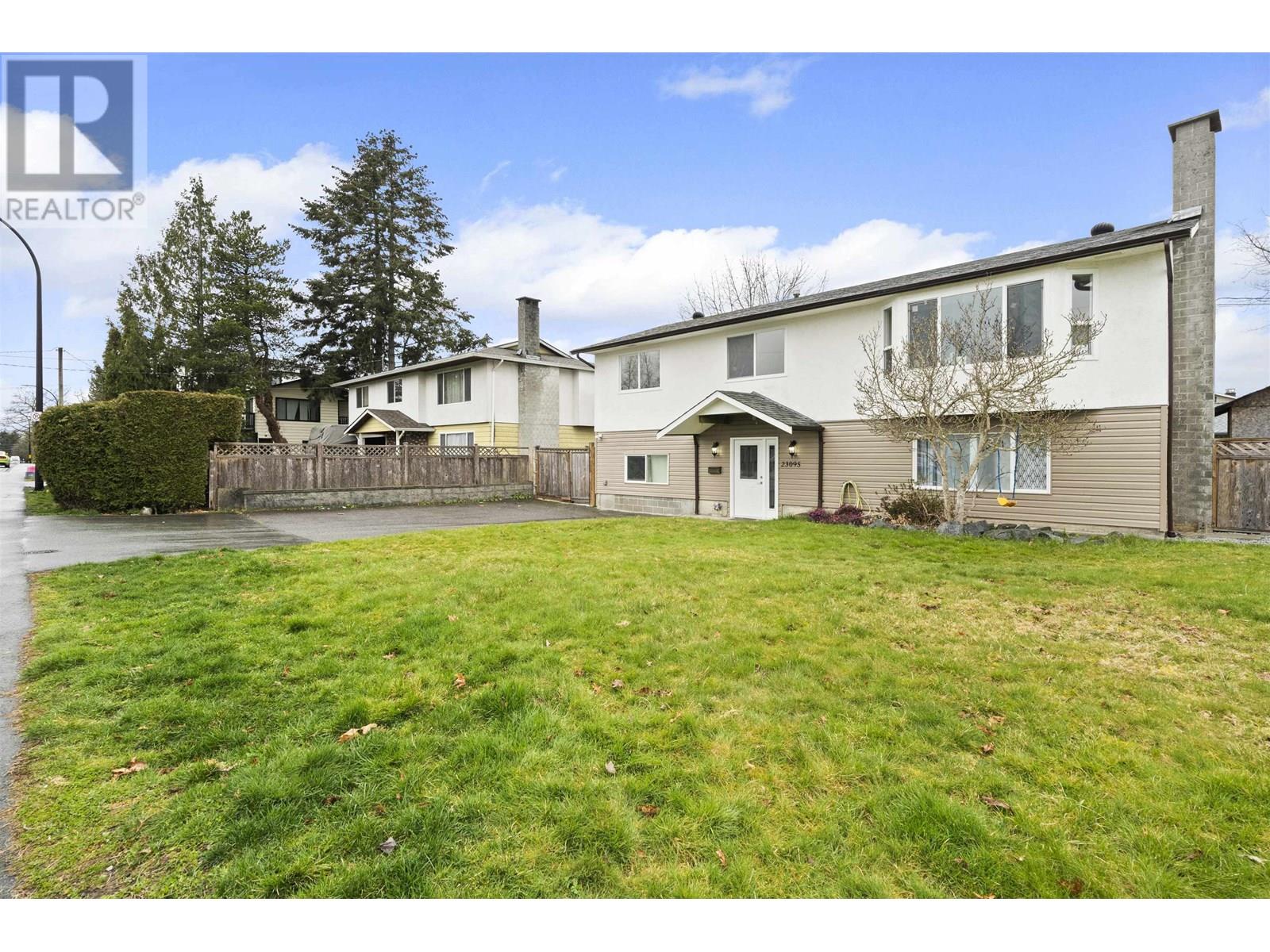 Photo 24 of 23095 117 Avenue, Maple Ridge BC