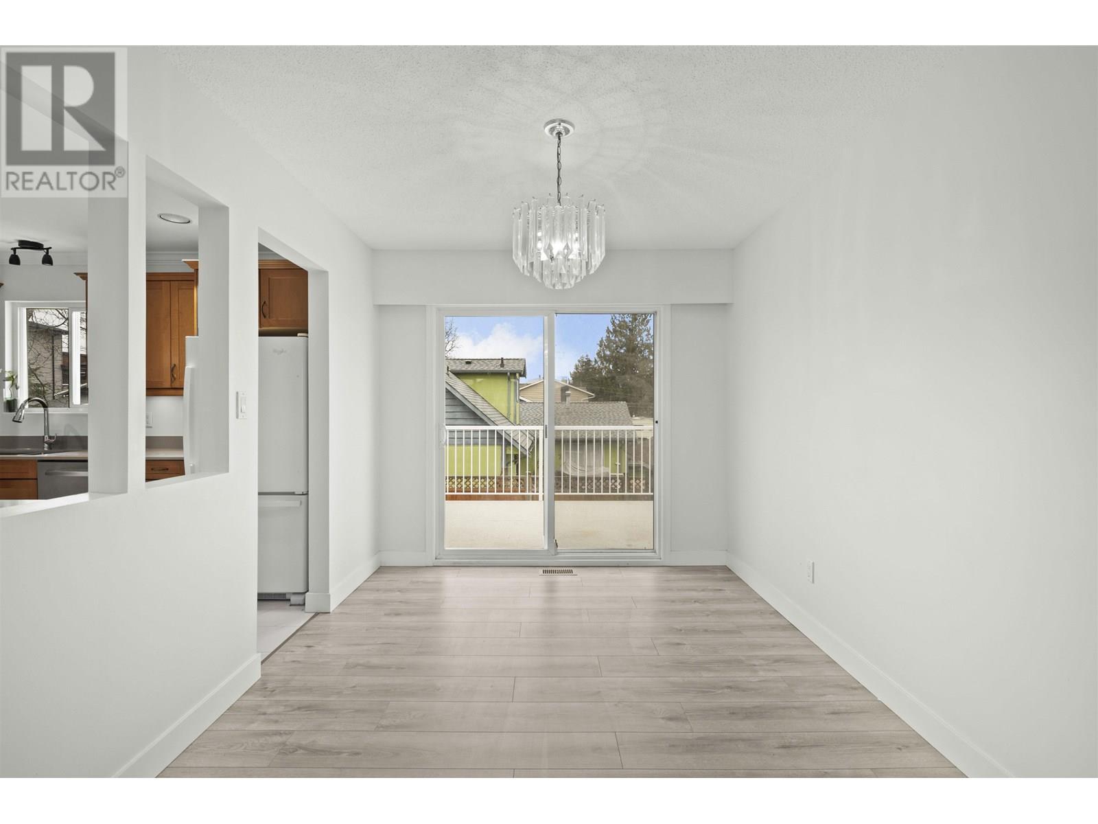 Photo 7 of 23095 117 Avenue, Maple Ridge BC