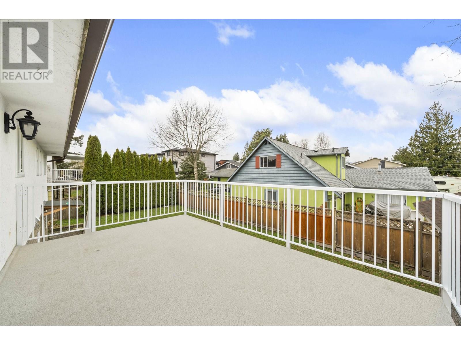 Photo 9 of 23095 117 Avenue, Maple Ridge BC
