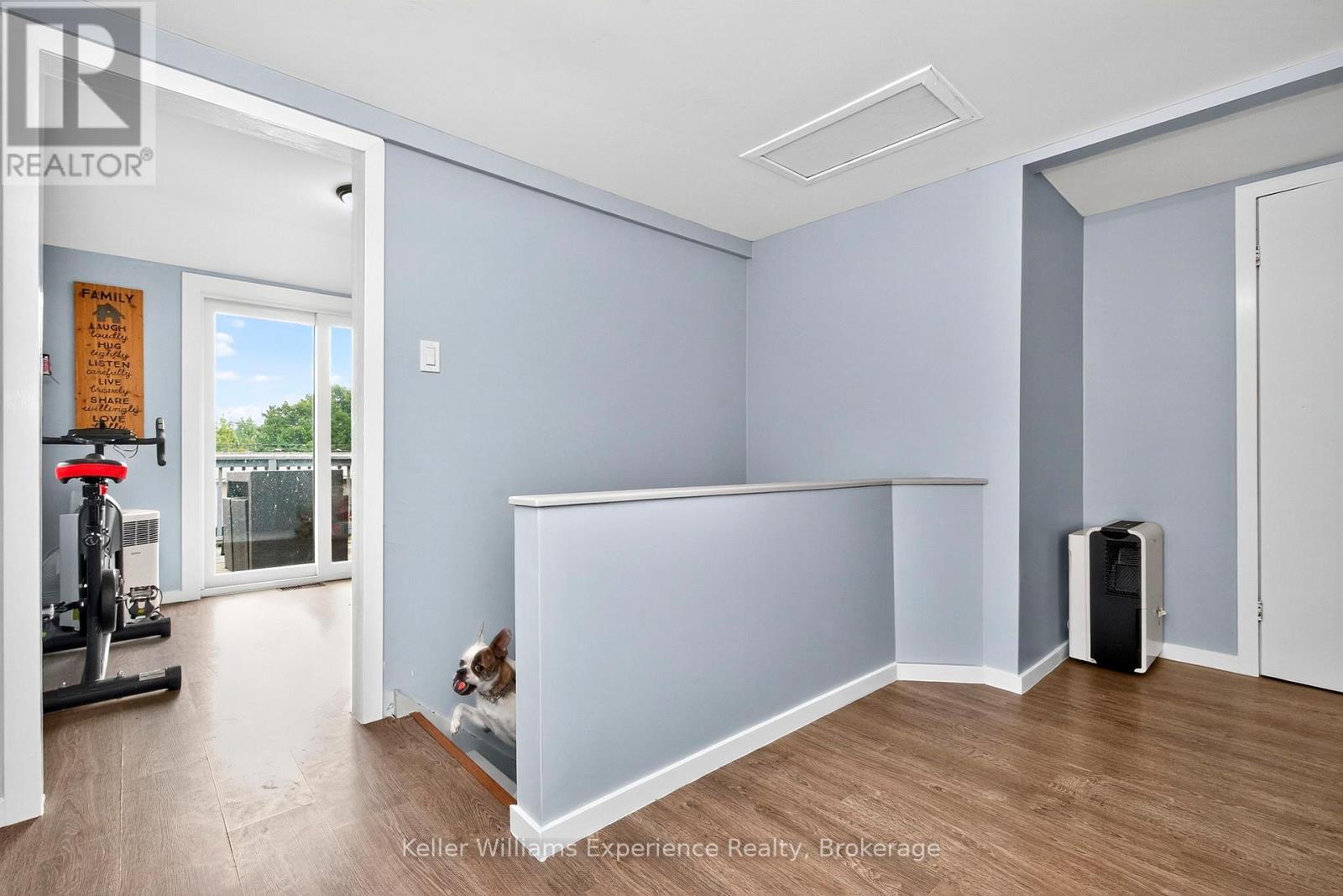 Photo 7 of 452 Broderick Street, Tay ON