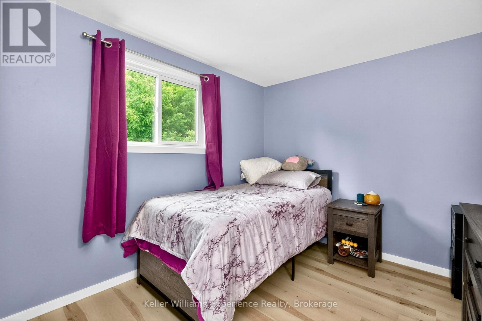 Photo 9 of 452 Broderick Street, Tay ON