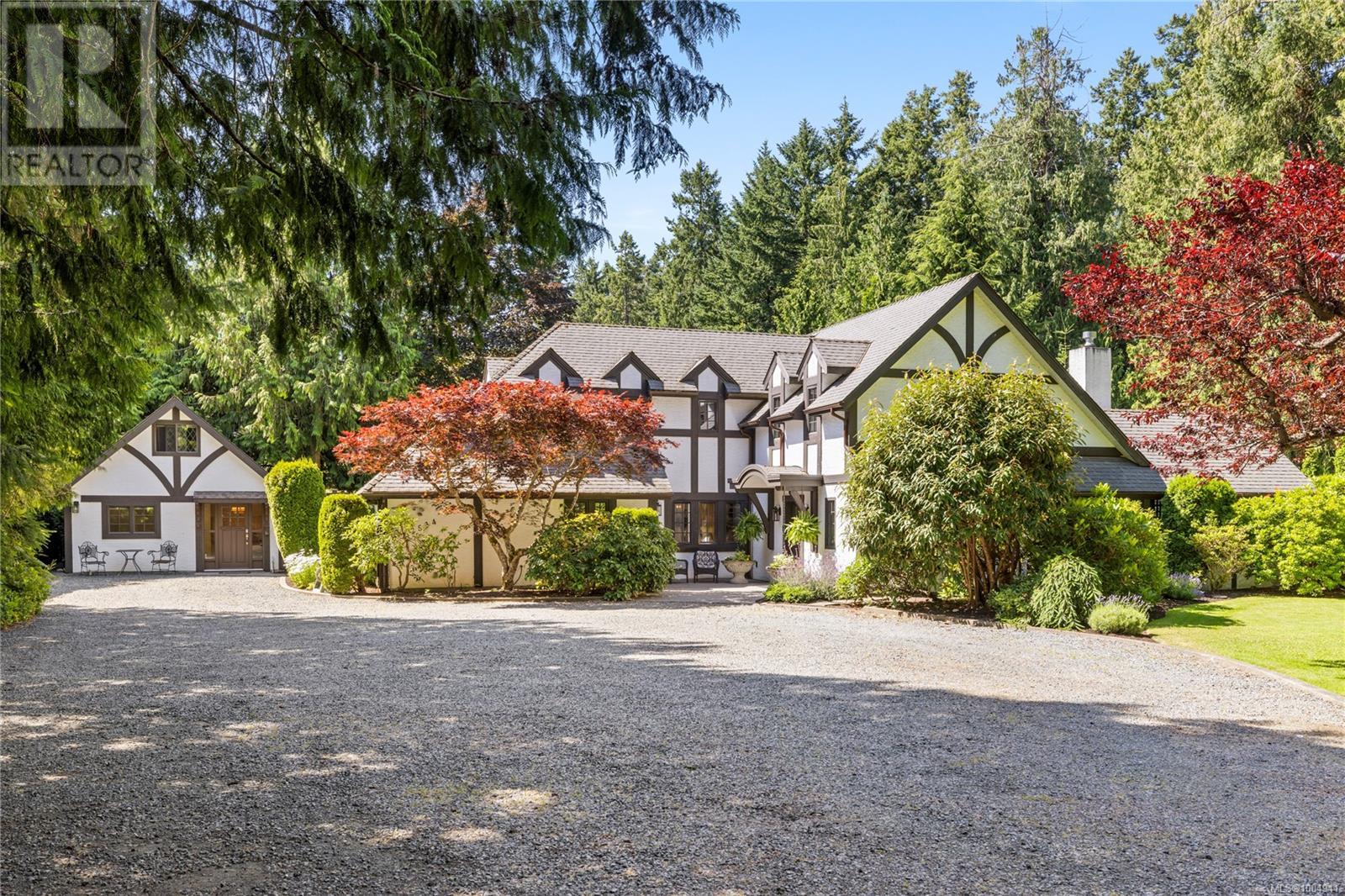Photo 52 of 2534 Island Hwy W, Qualicum Beach BC