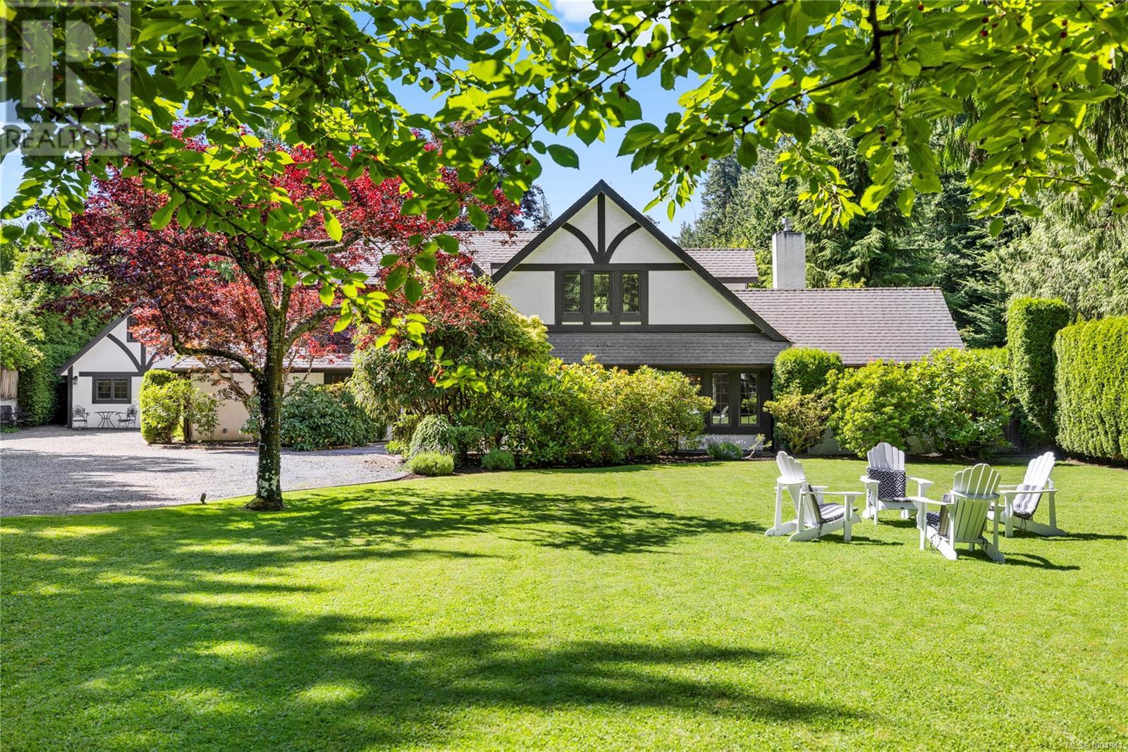 Photo 95 of 2534 Island Hwy W, Qualicum Beach BC