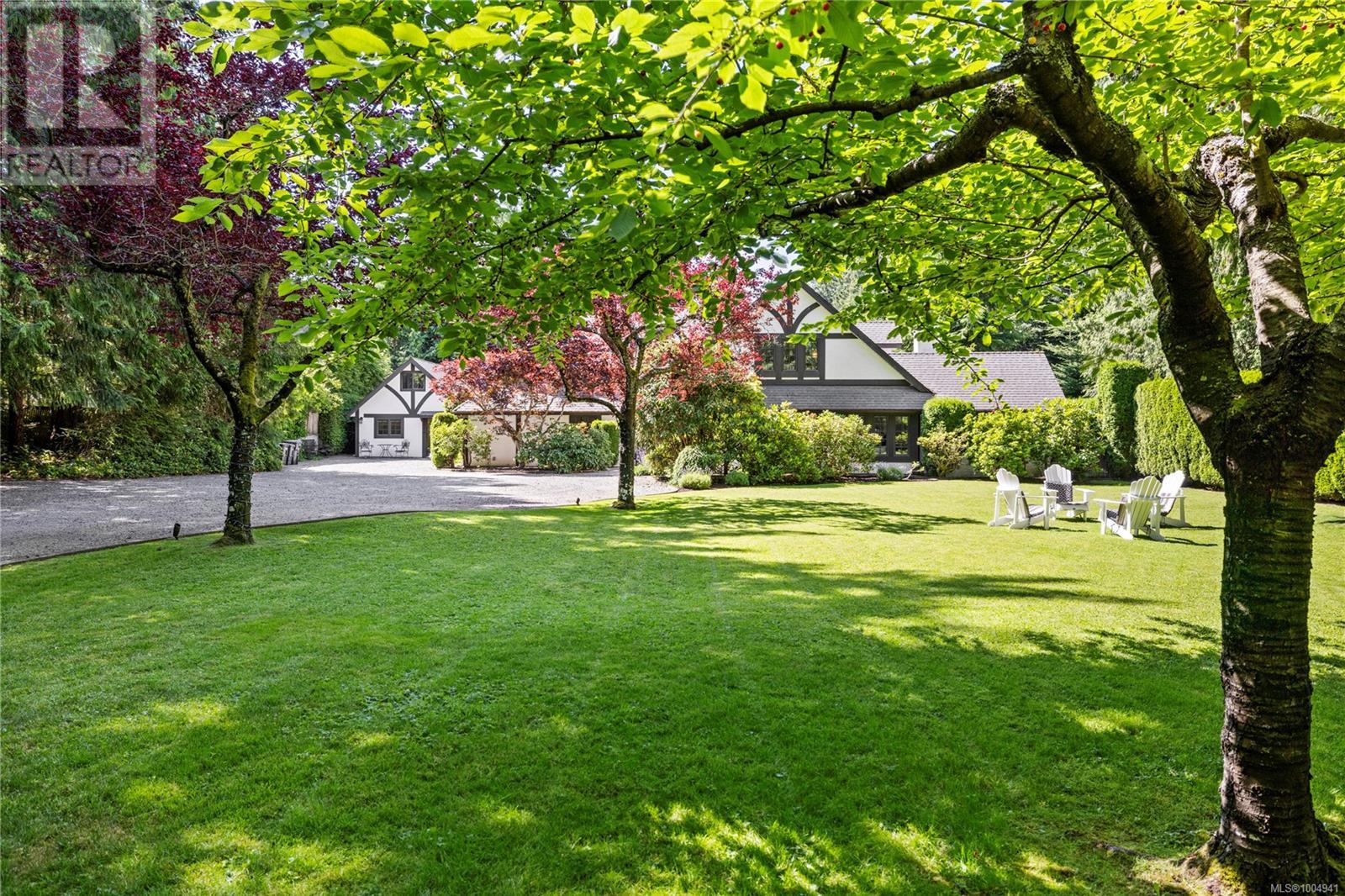 Photo 84 of 2534 Island Hwy W, Qualicum Beach BC