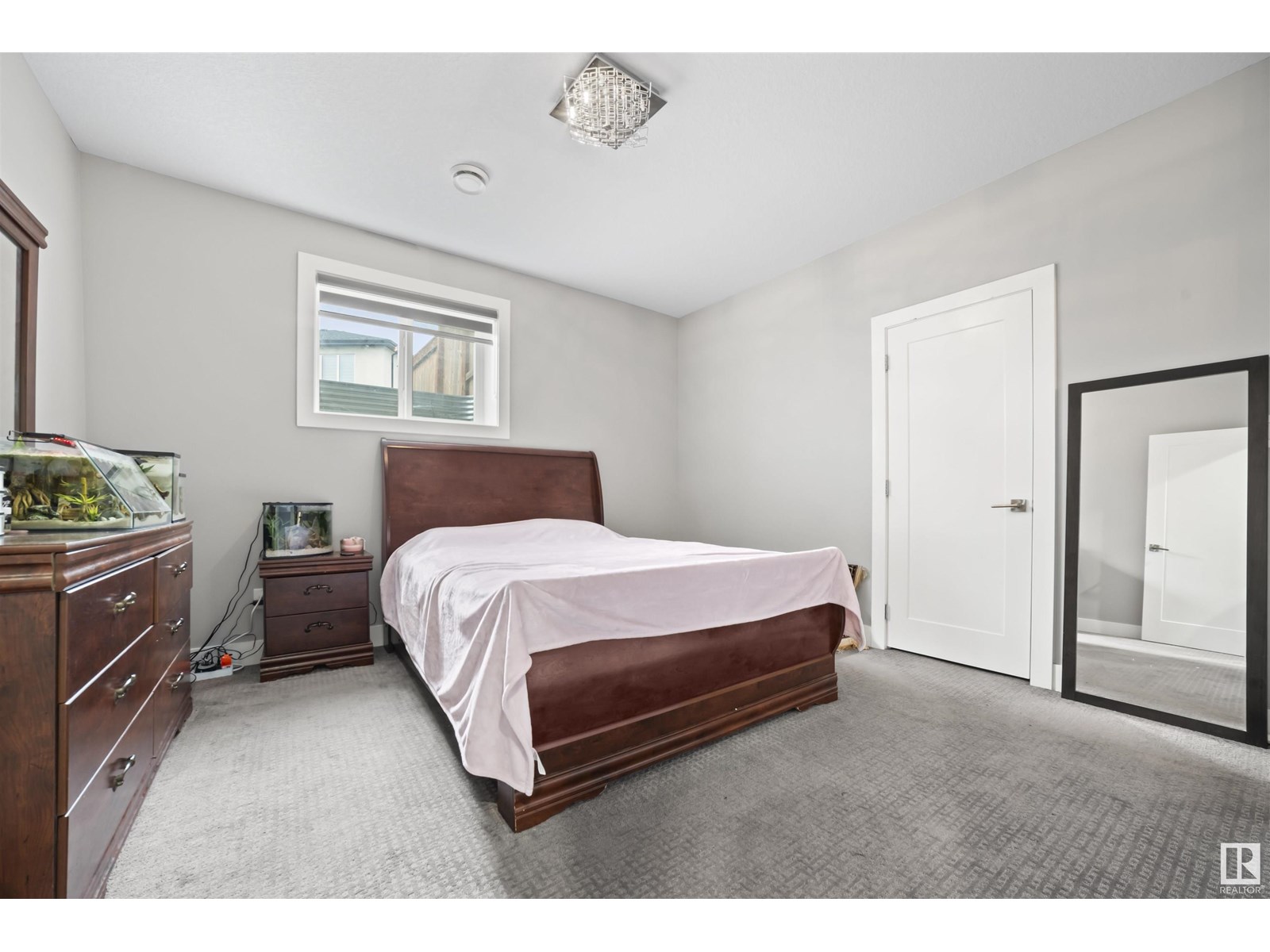 Photo 44 of 1012 148 Av Nw, Edmonton AB