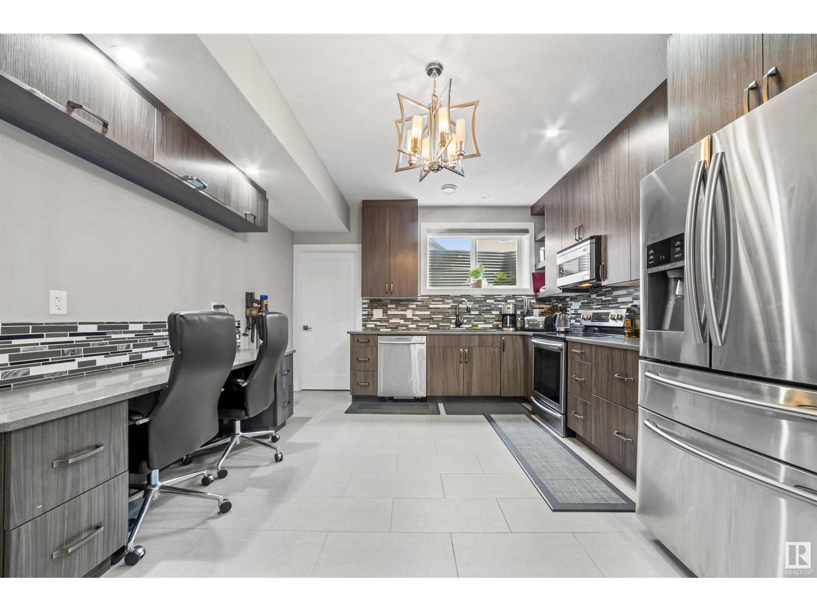 Photo 52 of 1012 148 Av Nw, Edmonton AB