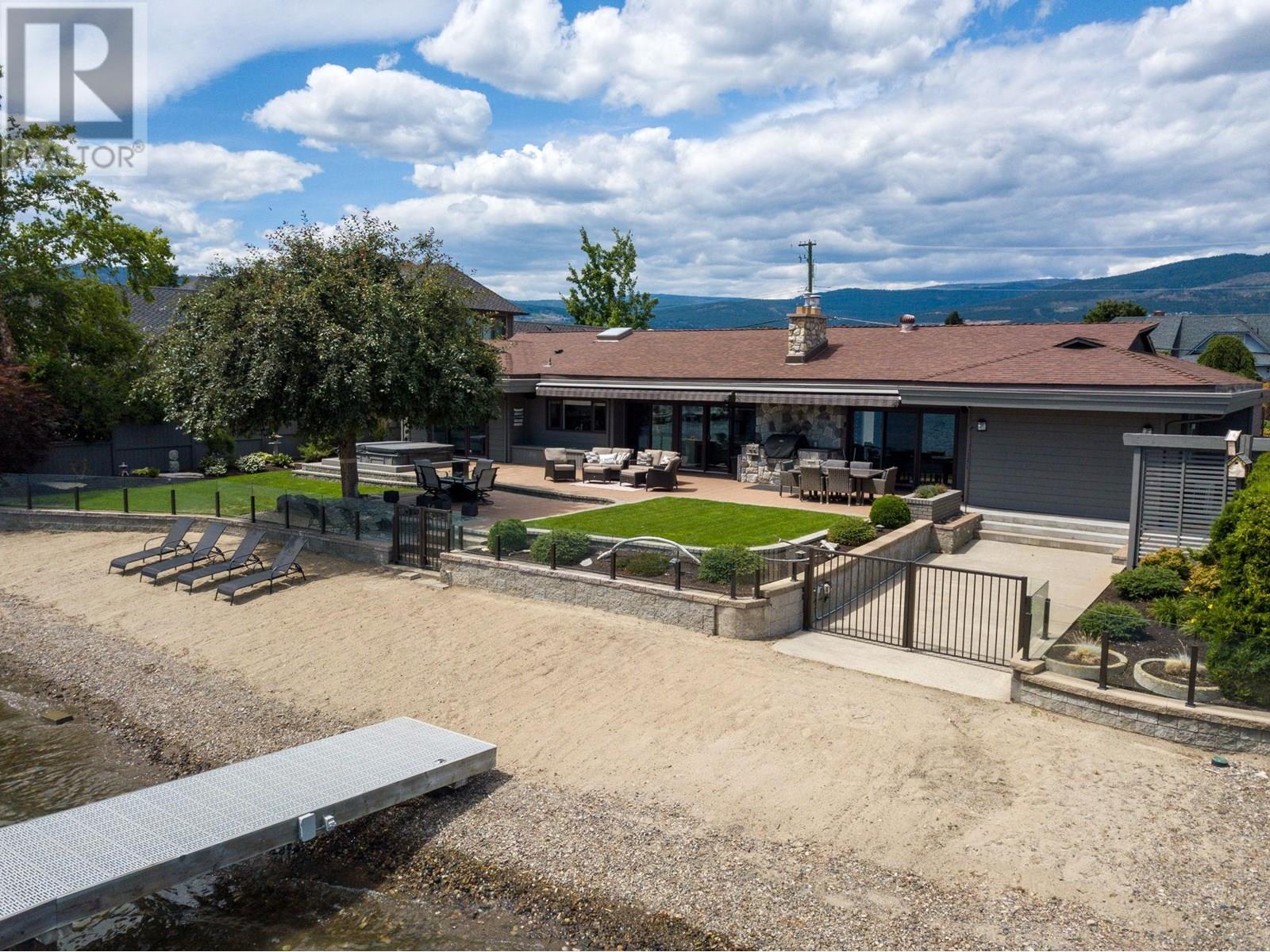  1661 Pritchard Drive, West Kelowna