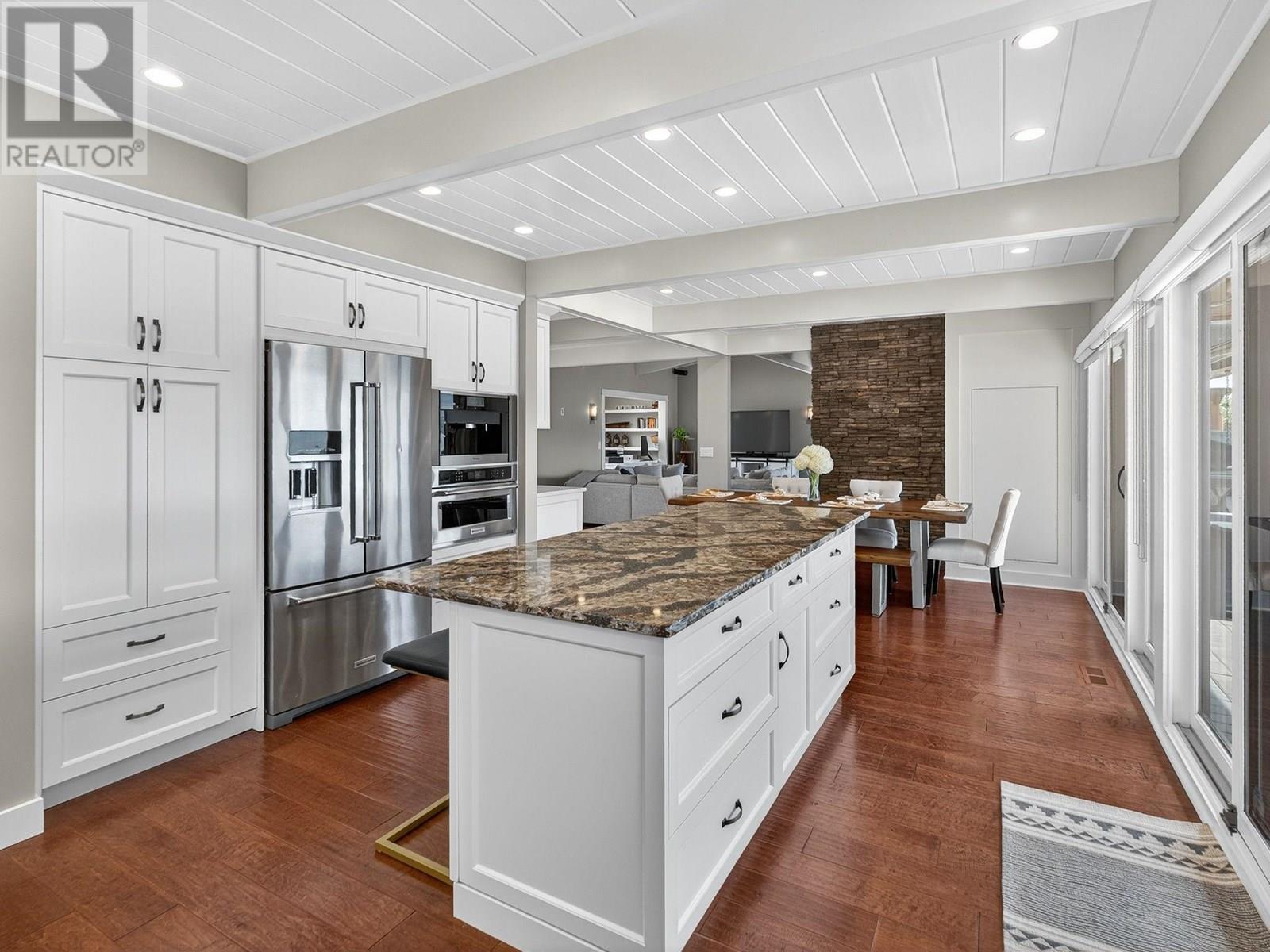  1661 Pritchard Drive, West Kelowna