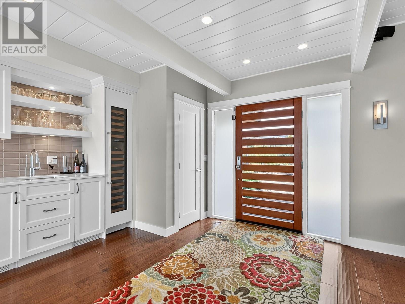  1661 Pritchard Drive, West Kelowna