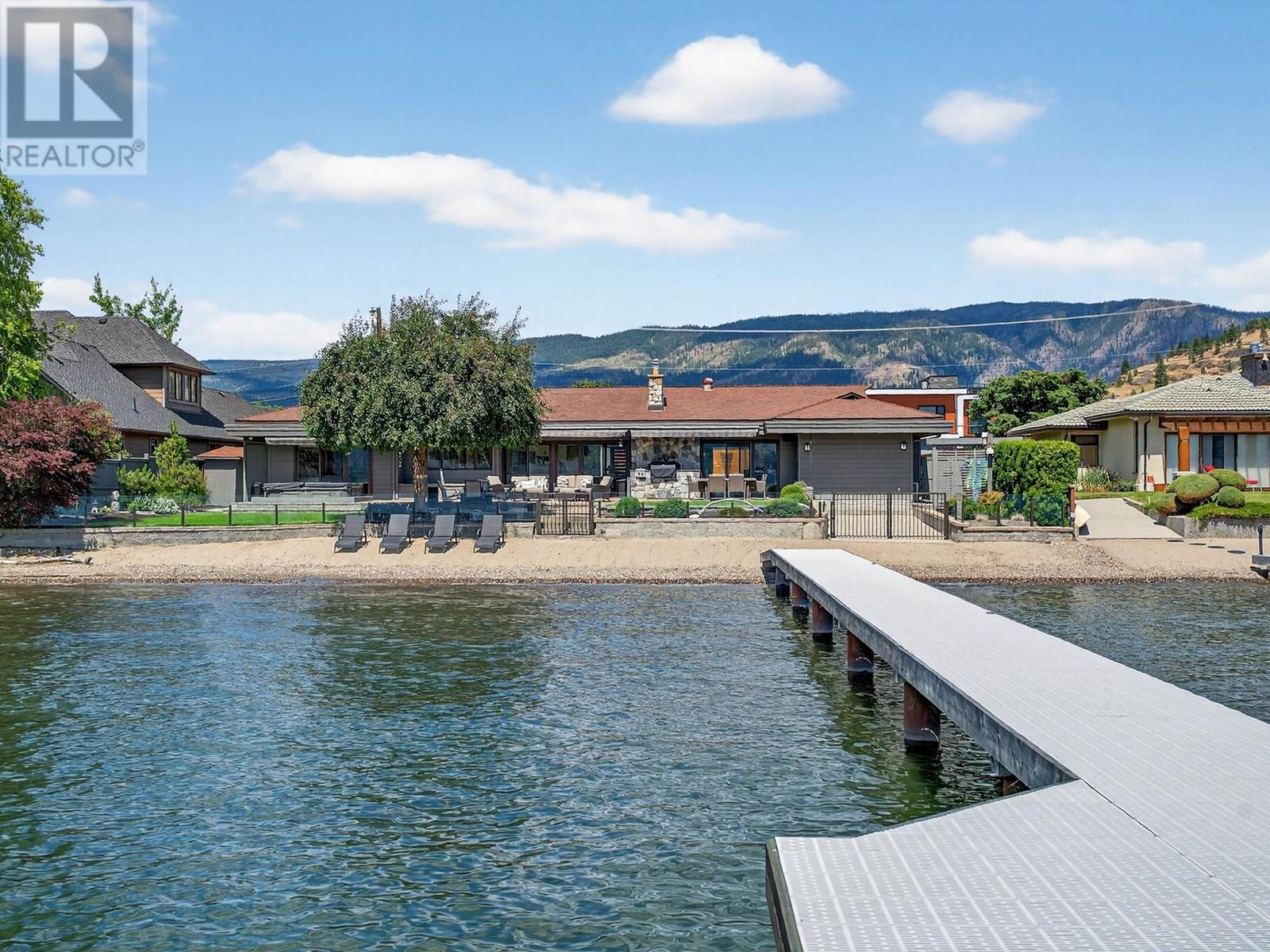  1661 Pritchard Drive, West Kelowna