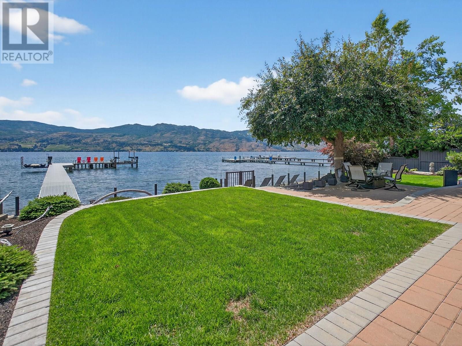  1661 Pritchard Drive, West Kelowna