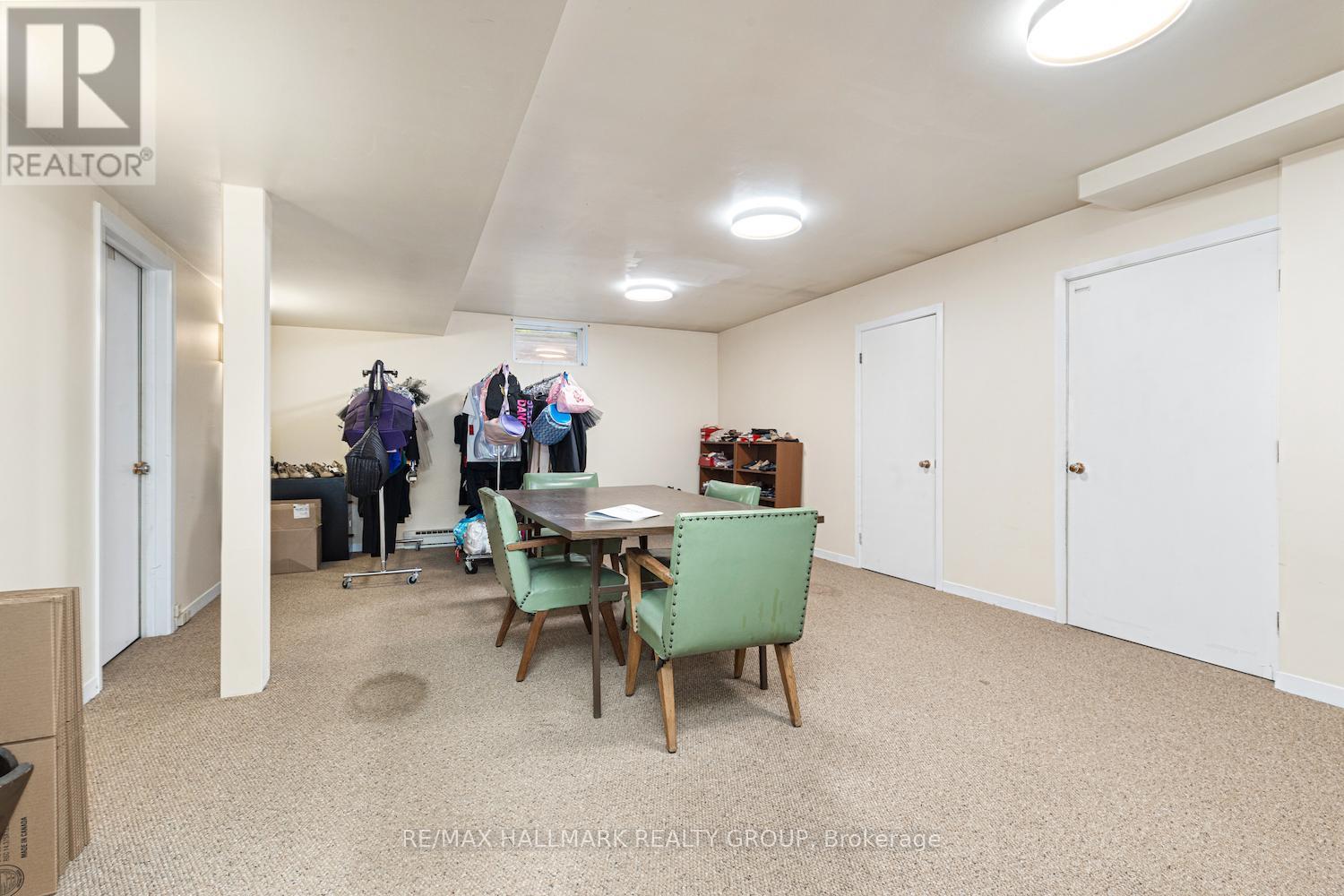 Photo 32 of 2435 Georgina Drive, Ottawa ON