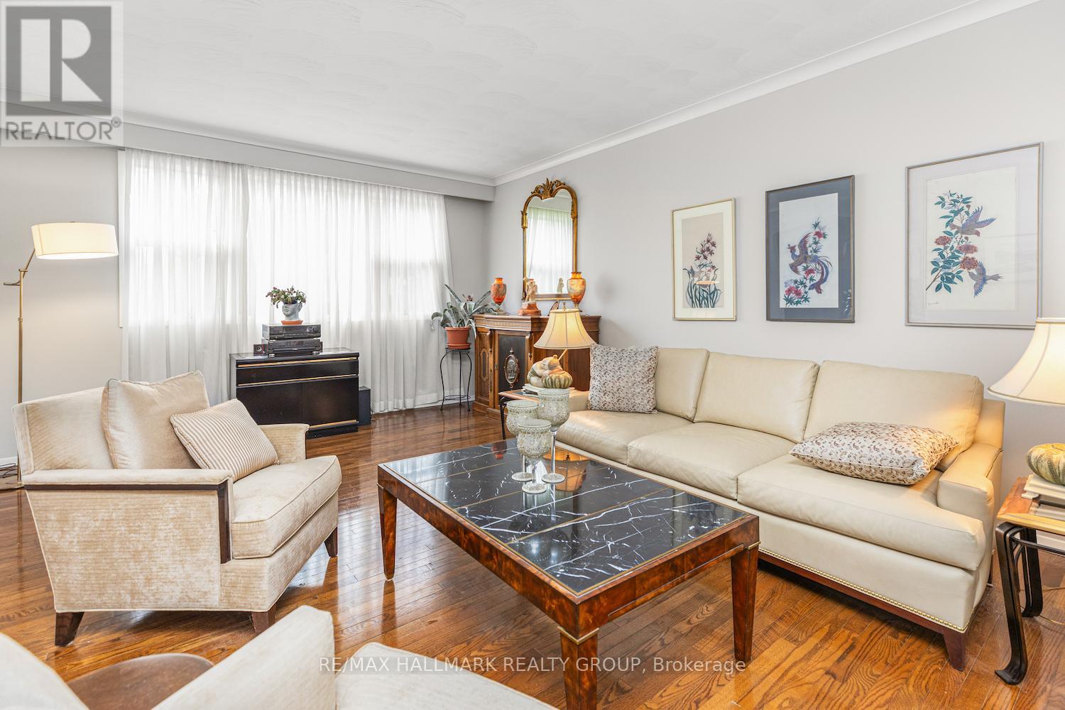 Photo 19 of 2435 Georgina Drive, Ottawa ON