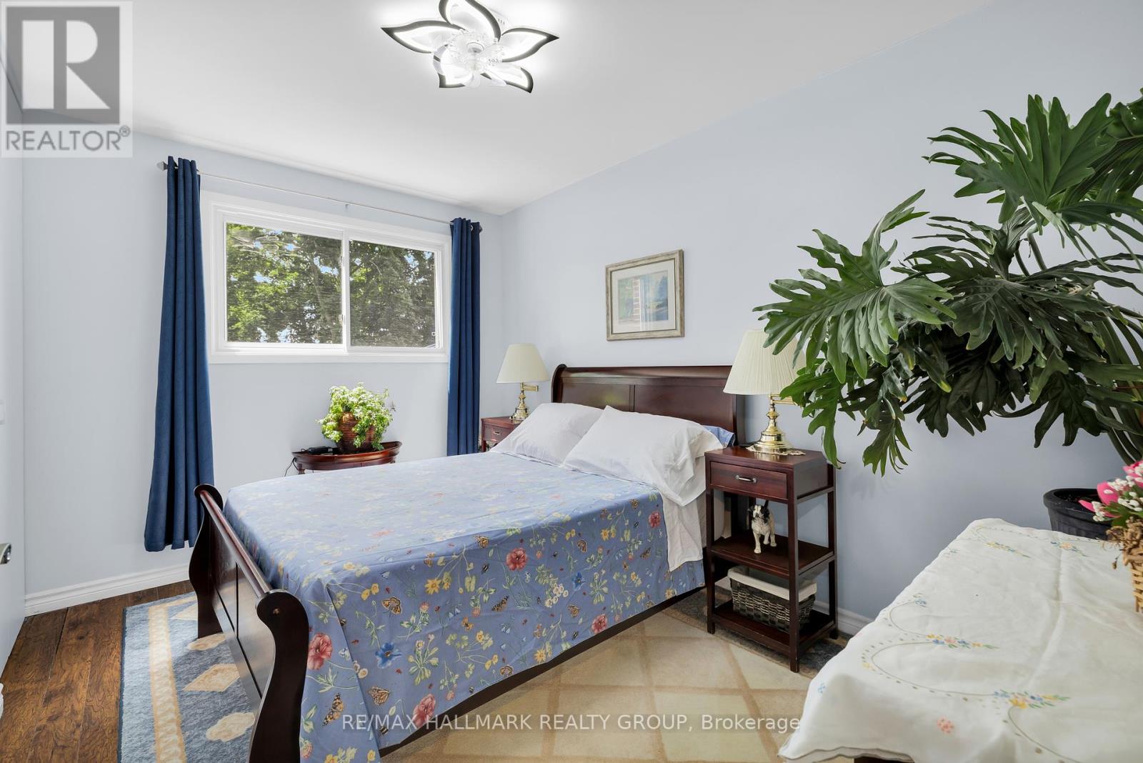 Photo 6 of 1182 Queensland Place, Brockville ON