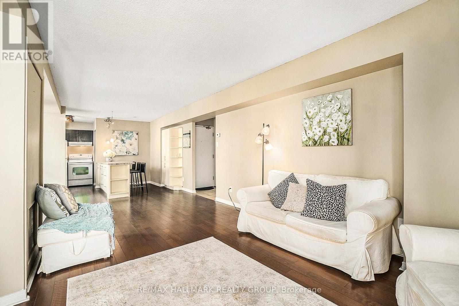 Photo 6 of 1102 200 Bay Street N, Ottawa ON