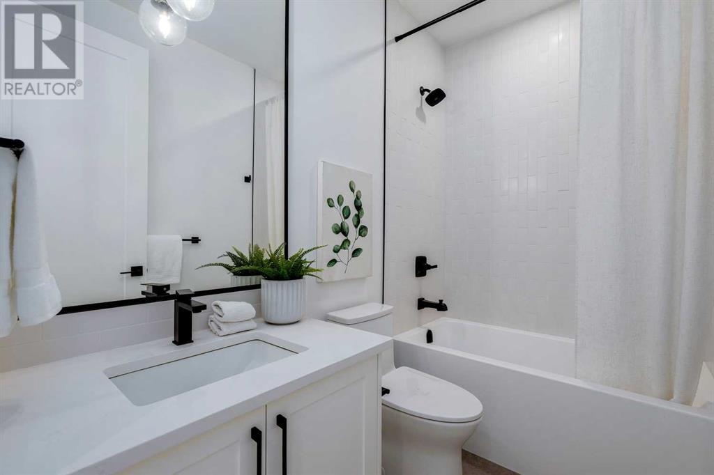 Single Family House for Sale in   Avenue NW Montgomery Calgary 