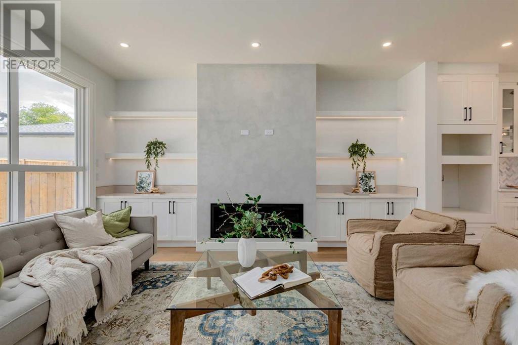 Single Family House for Sale in   Avenue NW Montgomery Calgary 