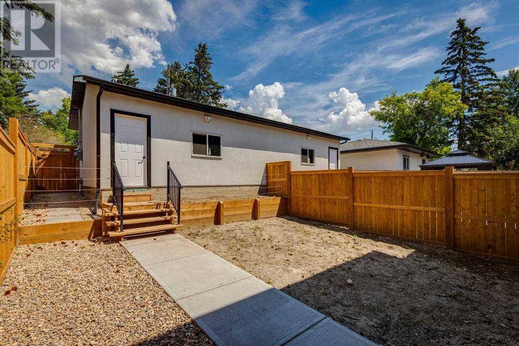 Single Family House for Sale in   Avenue NW Montgomery Calgary 