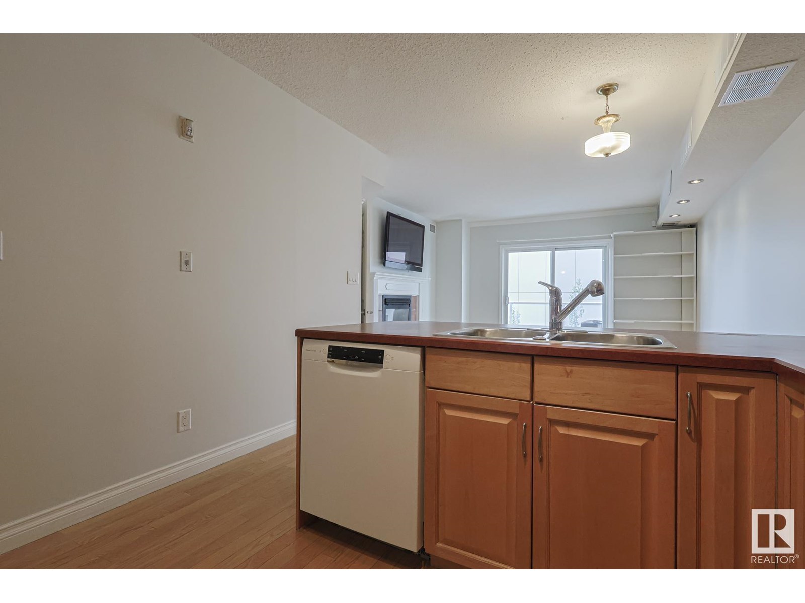 Photo 14 of 502 11111 82 Av Nw Nw, Edmonton AB