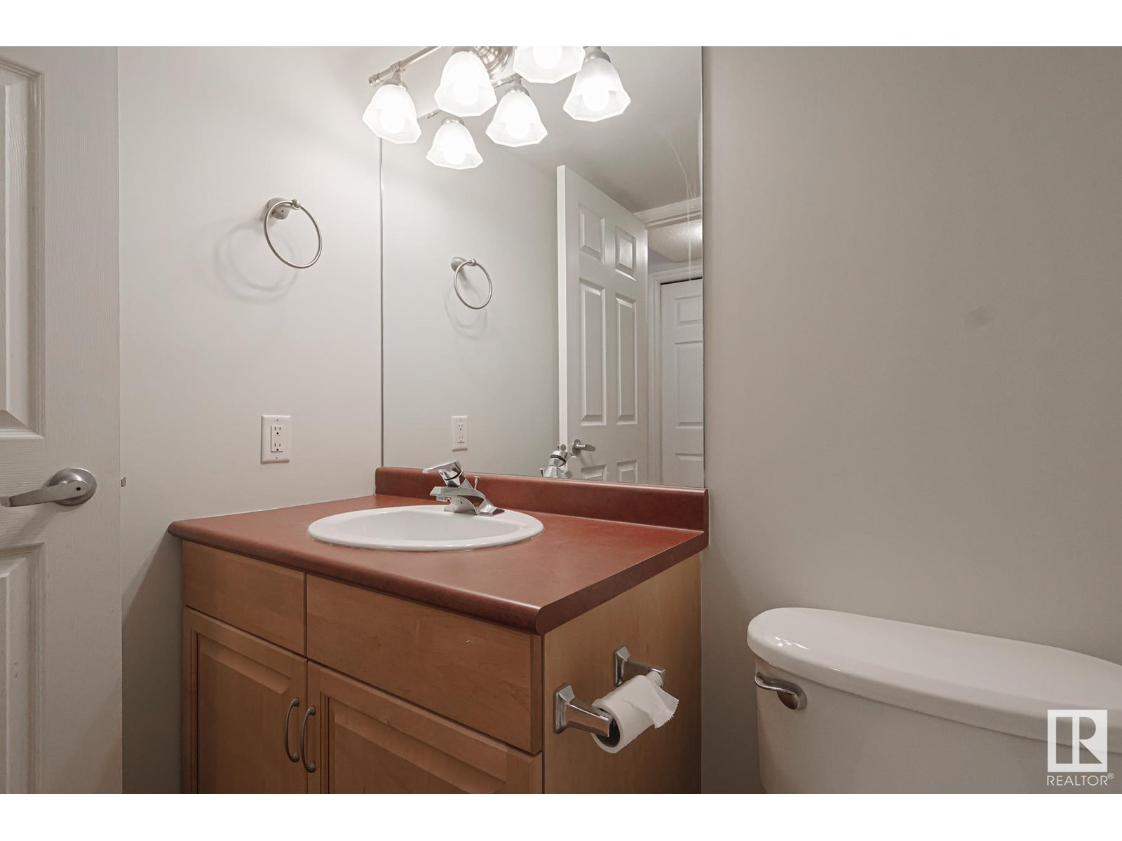 Photo 22 of 502 11111 82 Av Nw Nw, Edmonton AB