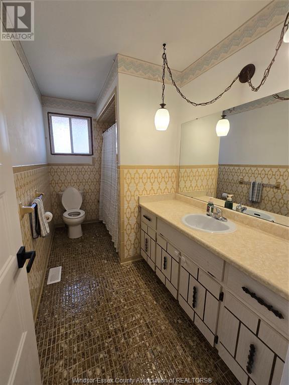 Photo 5 of 1222 Reaume Road, Lasalle ON