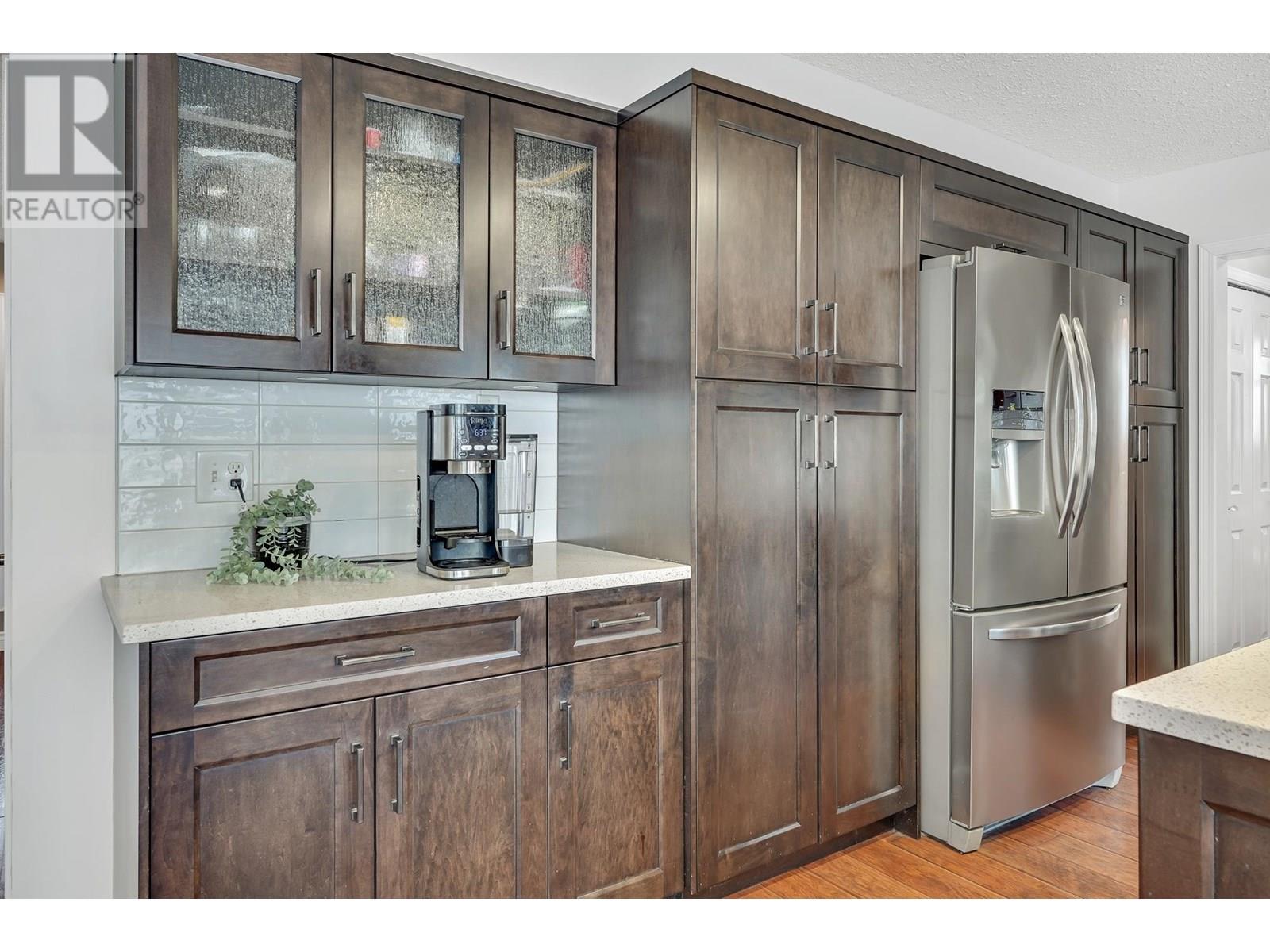 Photo 28 of 496 Glenbrook Drive, New Westminster BC