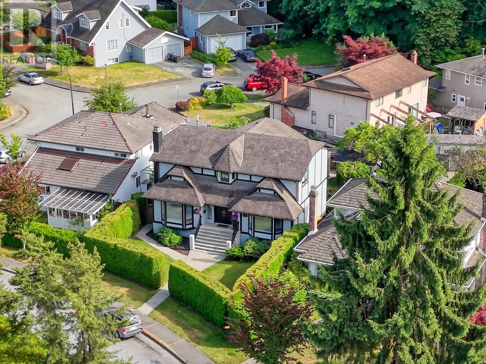 Photo 10 of 496 Glenbrook Drive, New Westminster BC