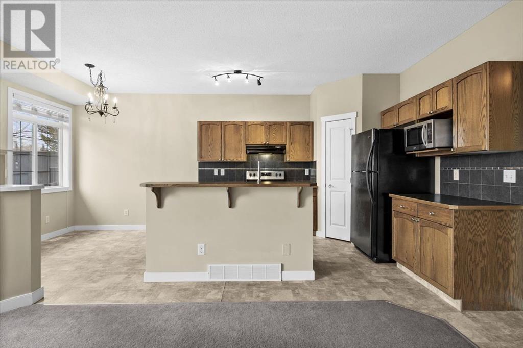 Single Family House for Sale in  Rockyspring Grove NW Rocky Ridge Calgary 