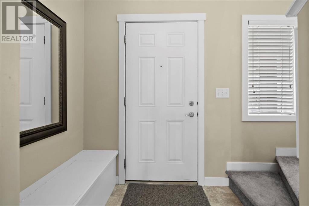 Single Family House for Sale in  Rockyspring Grove NW Rocky Ridge Calgary 