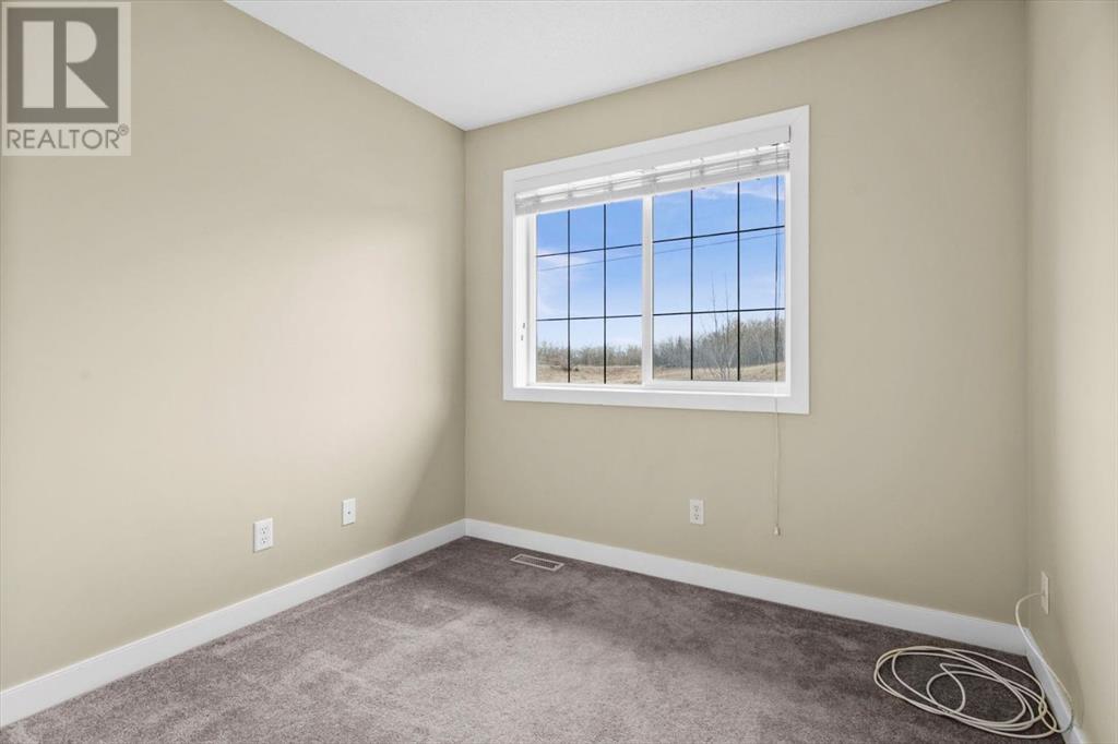 156 Rockyspring Grove NW, Calgary, Alberta