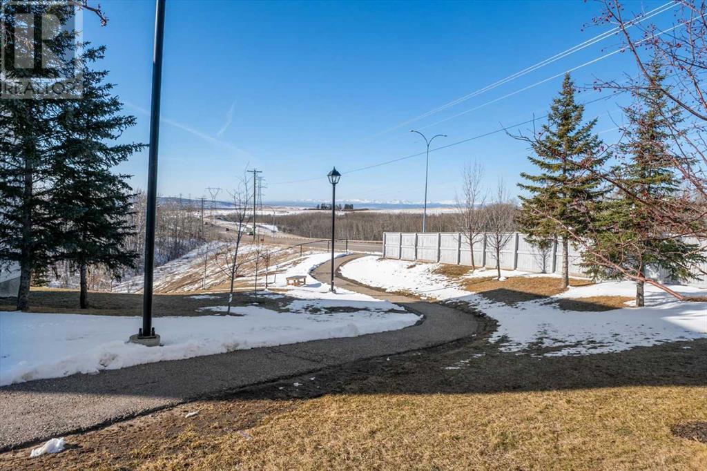 Single Family House for Sale in  Rockyspring Grove NW Rocky Ridge Calgary 