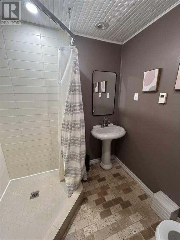 Single Family House Bungalow for Sale in   Avenue NW Montgomery Calgary 