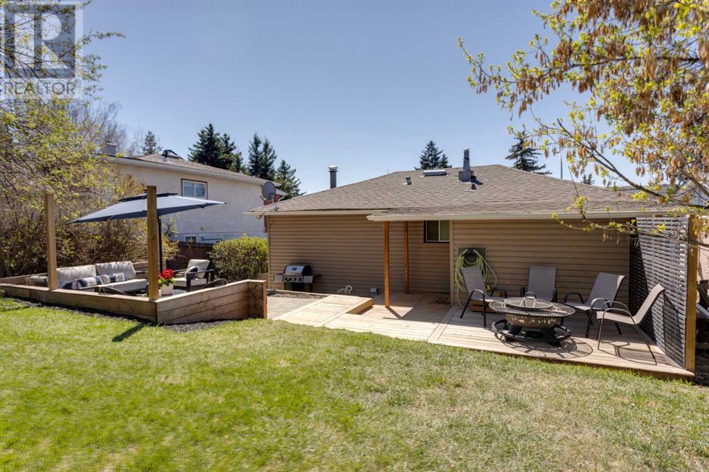 Single Family House Bungalow for Sale in   Avenue NW Montgomery Calgary 