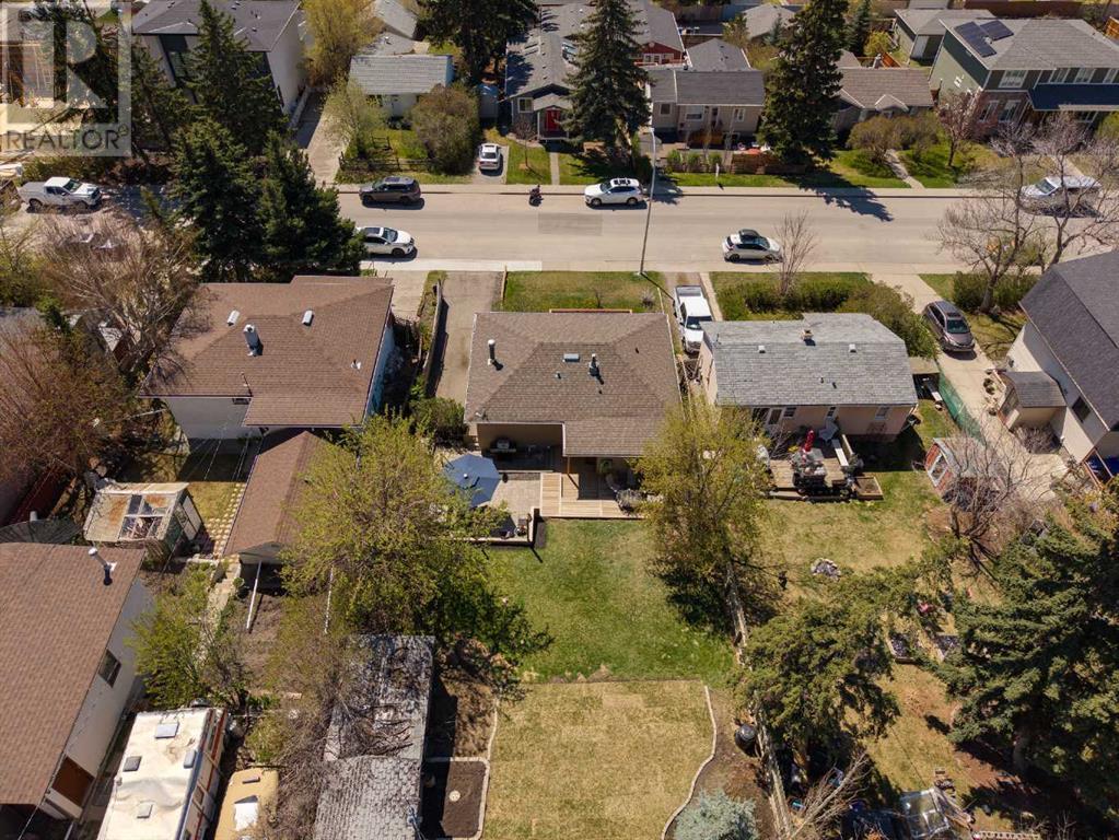 Single Family House Bungalow for Sale in   Avenue NW Montgomery Calgary 