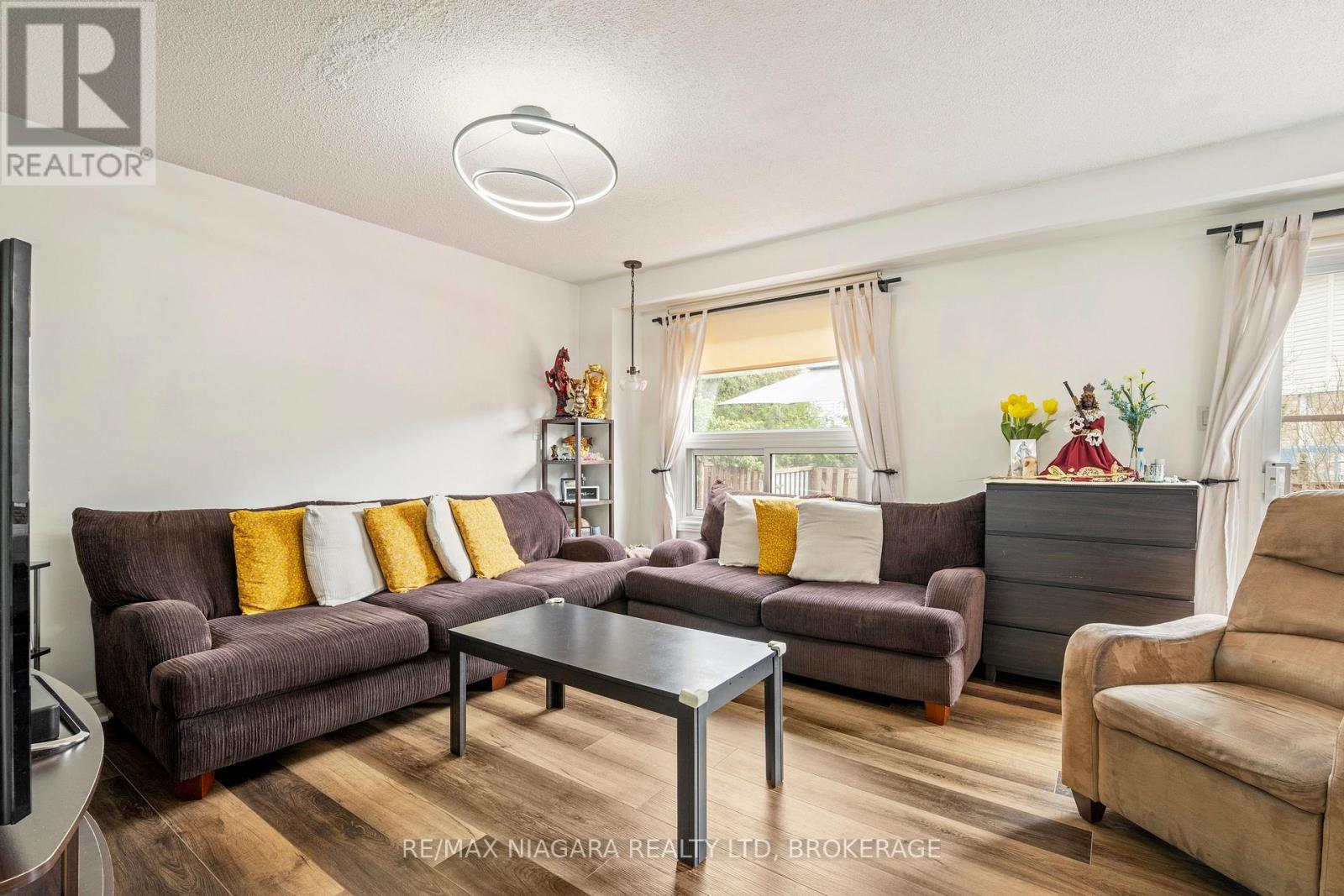 Photo 32 of 14 Bryant Court, Brampton ON