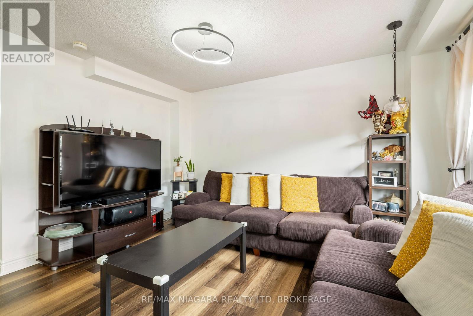 Photo 23 of 14 Bryant Court, Brampton ON
