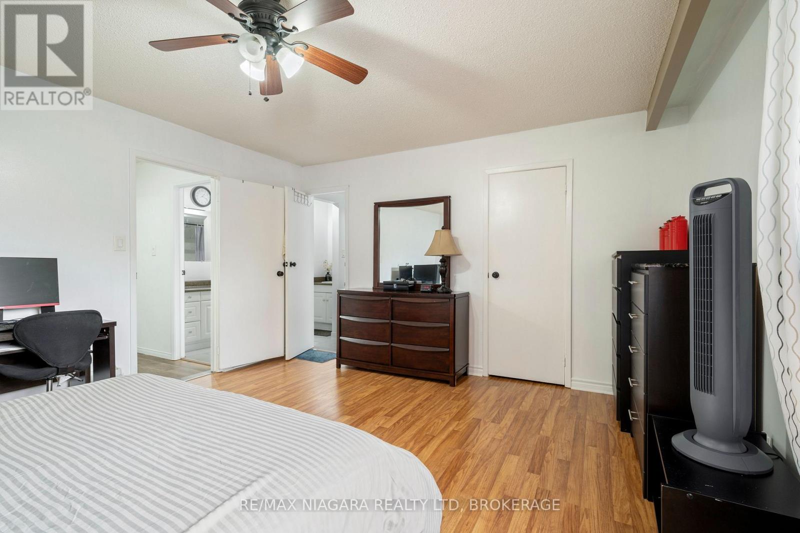 Photo 17 of 14 Bryant Court, Brampton ON