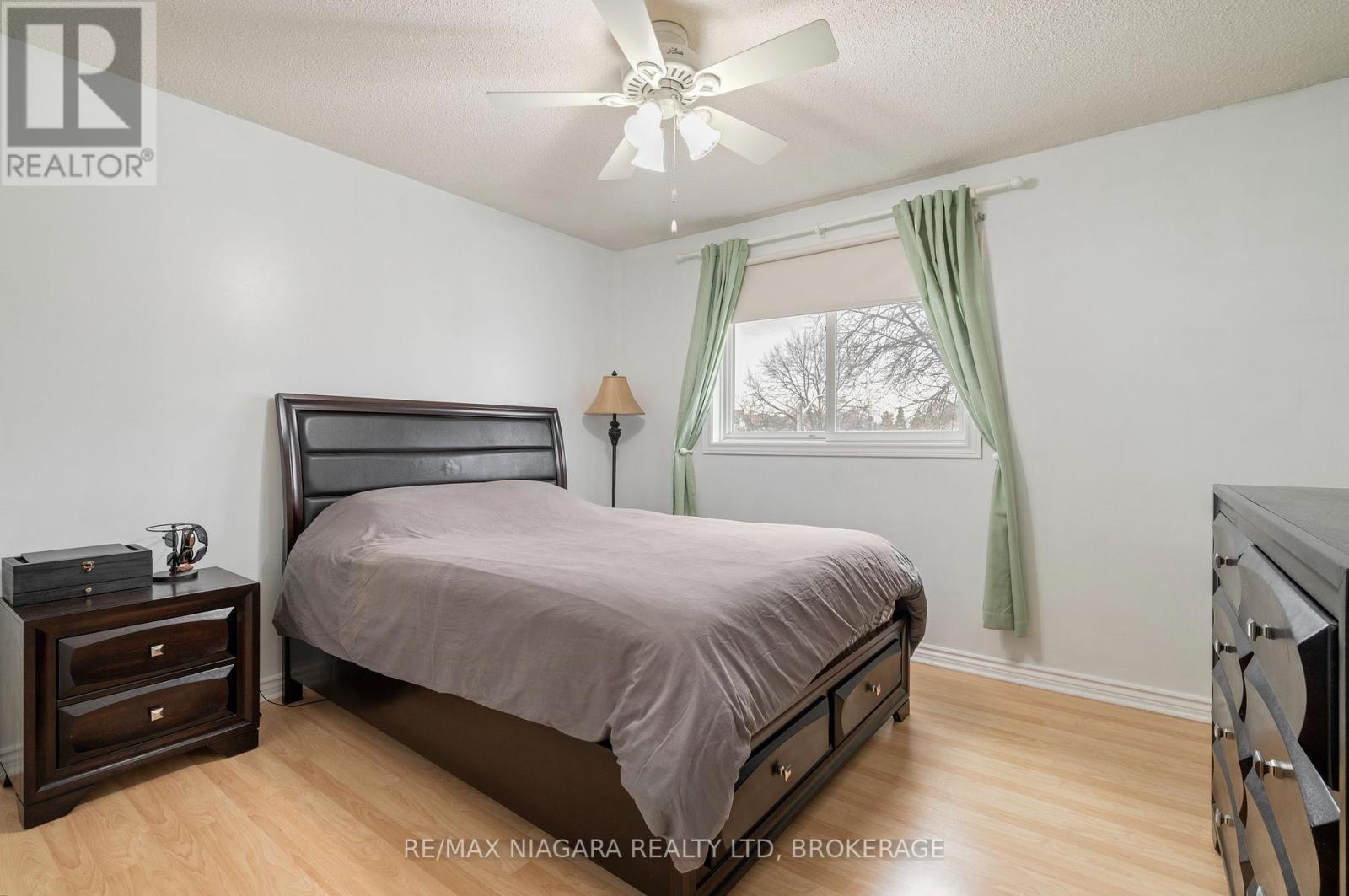 Photo 36 of 14 Bryant Court, Brampton ON
